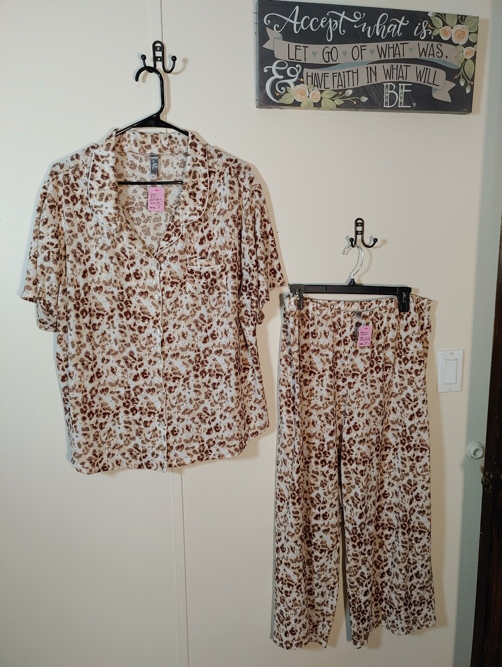 PJ Couture 1X Beautiful Brown Leopard Print Short Sleeve Pajama Set